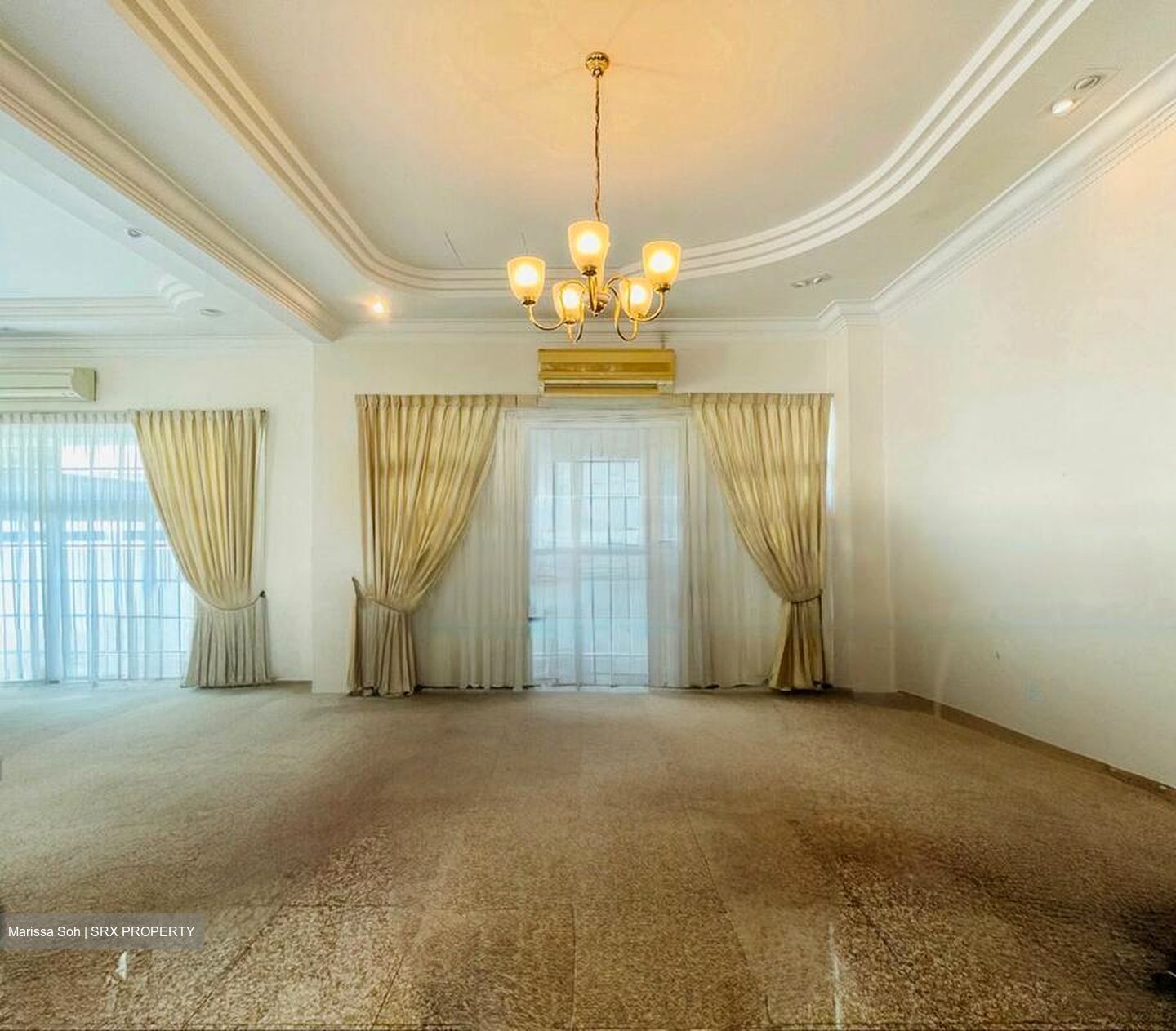 Mount Elizabeth (D9), Detached #477031771